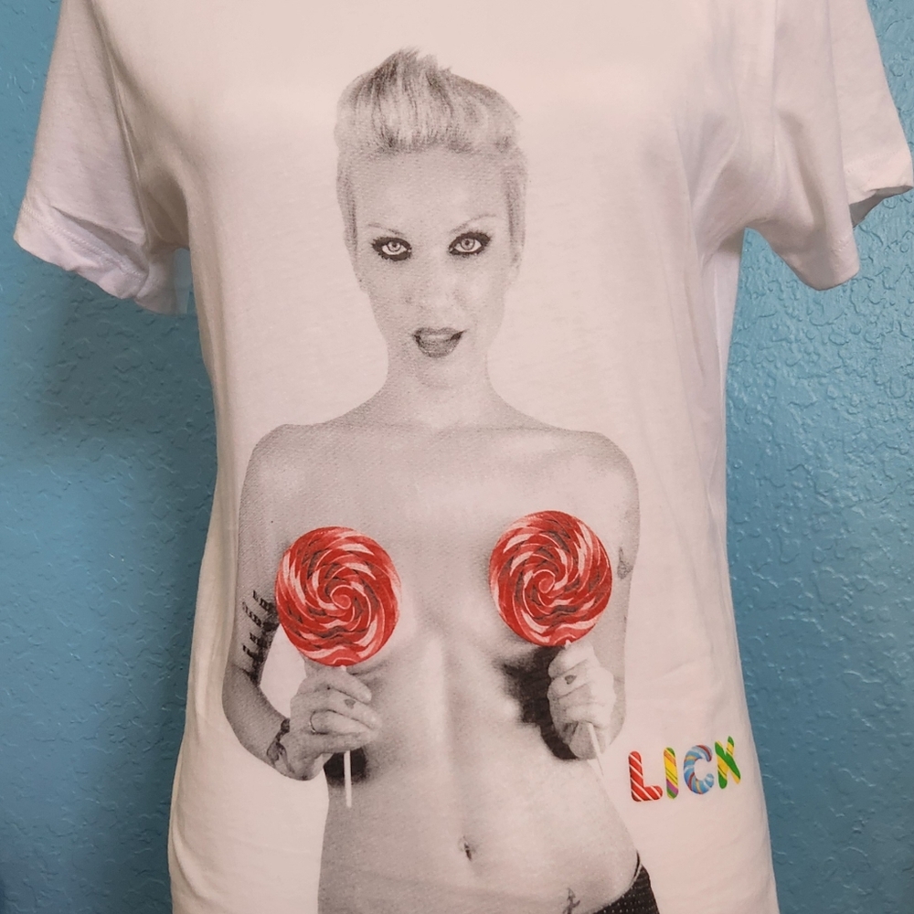 NWNT T-shirt girl white L